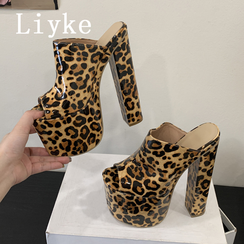 Liyke Runway Fashion 18CM Tacc - Fashion Street Night recensione e prezzo