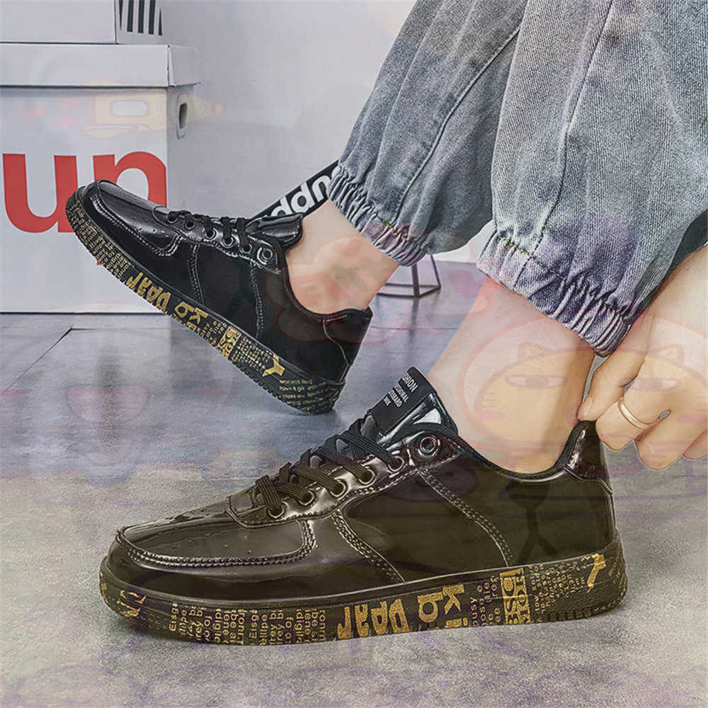 Piede rotondo Taglia 45 Sneake - Street Fashion Canada recensione e prezzo